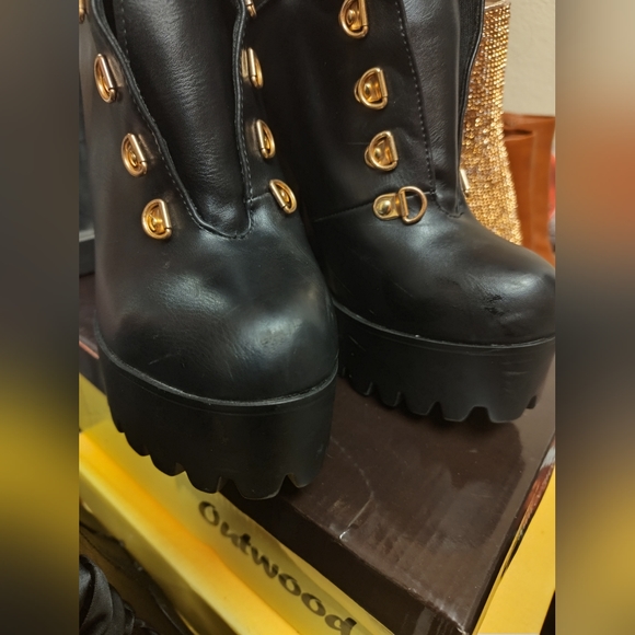 Ladies boots - Picture 4 of 7